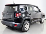 Used 2023 Jeep Renegade Latitude image 4