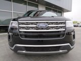 Used 2018 Ford Explorer XLT image 2