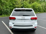 Used 2020 Jeep Grand Cherokee Laredo image 4