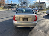 Used 2011 Hyundai Accent GLS image 3