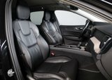 Used 2021 Volvo XC60 T6 Inscription w/ Climate Package image 3