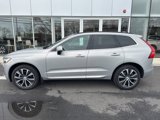 Certified 2022 Volvo XC60 B5 Momentum w/ Climate Package image 2