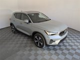 New 2025 Volvo XC40 B5 Core w/ Protection Package Premier image 2