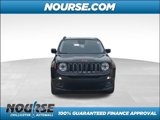 Used 2017 Jeep Renegade Latitude w/ Advanced Technology Group image 3