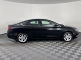 Used 2016 Chrysler 200 Limited image 2