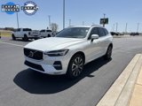 Used 2022 Volvo XC60 B5 Momentum w/ Advanced Package image 3