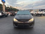 Used 2020 Chrysler Pacifica Touring w/ S Appearance Package image 2