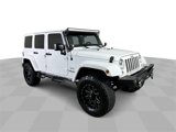 Used 2017 Jeep Wrangler Sahara image 2