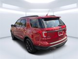Used 2019 Ford Explorer XLT w/ Equipment Group 202A image 5