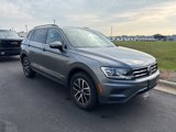 Used 2021 Volkswagen Tiguan SE w/ Panoramic Sunroof Package image 4