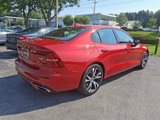 Used 2019 Volvo S60 T6 R-Design image 6