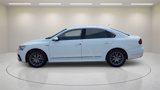 Used 2017 Volkswagen Passat 1.8T R-Line image 4
