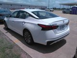 Used 2023 Nissan Altima 2.5 SV image 3