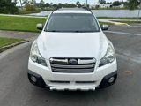 Used 2013 Subaru Outback 2.5i Limited w/ Special Appearance Pkg image 3