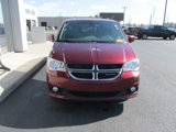 Used 2019 Dodge Grand Caravan SXT image 2