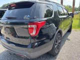 Used 2017 Ford Explorer XLT w/ Equipment Group 202A image 4