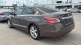 Used 2015 Nissan Altima 2.5 SV w/ Convenience Package image 4