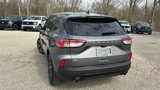 Used 2022 Ford Escape SE w/ SE Sport Appearance Package image 5