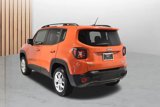 Used 2016 Jeep Renegade Latitude image 3