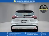 Used 2022 Nissan Kicks SV image 4