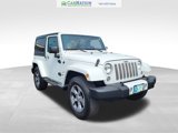 Used 2016 Jeep Wrangler Sahara w/ Connectivity Group image 5