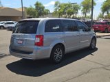 Used 2014 Chrysler Town & Country S image 5