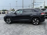 Used 2024 Volkswagen Atlas Cross Sport SE image 4
