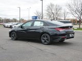Certified 2022 Hyundai Elantra SEL w/ Preferred Accessory Package image 3