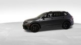 Certified 2024 Volkswagen Tiguan SE R-Line image 2