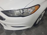 Used 2018 Ford Fusion SE image 4