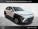 New 2025 Hyundai Kona SE image 3