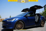 Used 2022 Tesla Model X image 2