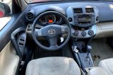 Used 2011 Toyota RAV4 4WD image 5