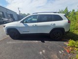 Used 2023 Jeep Cherokee Altitude Lux image 3