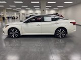 Used 2020 Nissan Altima 2.5 SR w/ Premium Package image 4