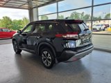 Used 2023 Nissan Rogue SV image 4