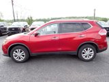 Used 2015 Nissan Rogue SV image 2