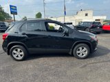 Used 2022 Chevrolet Trax LT w/ Premium Seat Package image 4