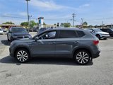Used 2022 Volkswagen Taos SE image 4