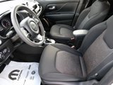Used 2023 Jeep Renegade Latitude image 5