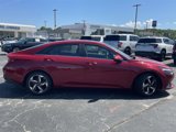 Used 2022 Hyundai Elantra SEL w/ Convenience + Premium Package image 2