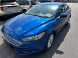 Used 2017 Ford Fusion SE image 2