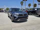 Used 2022 Volkswagen Taos SE image 2