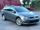 Used 2015 Volkswagen Golf S image 2