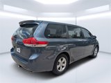 Used 2014 Toyota Sienna L image 4