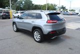 Used 2017 Jeep Cherokee Limited w/ Luxury Group image 5