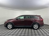 Used 2019 Kia Sorento LX image 4