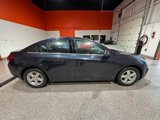 Used 2015 Chevrolet Cruze LT image 2