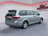 Used 2017 Toyota Sienna L image 3