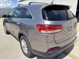 Used 2016 Kia Sorento LX image 3